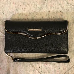 Rebecca Minkoff x Casemate Charging Case